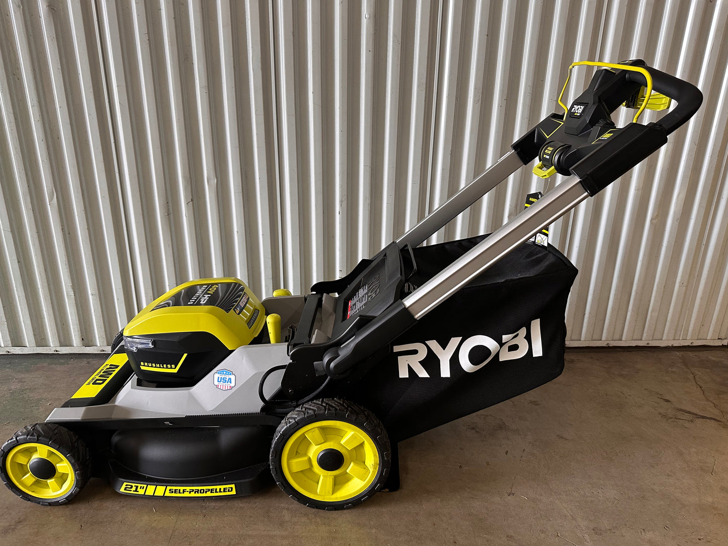 RYOBI All Wheel Drive Lawn Mower 21" 40V HP Brushless w/ (2) Batteries + Charger