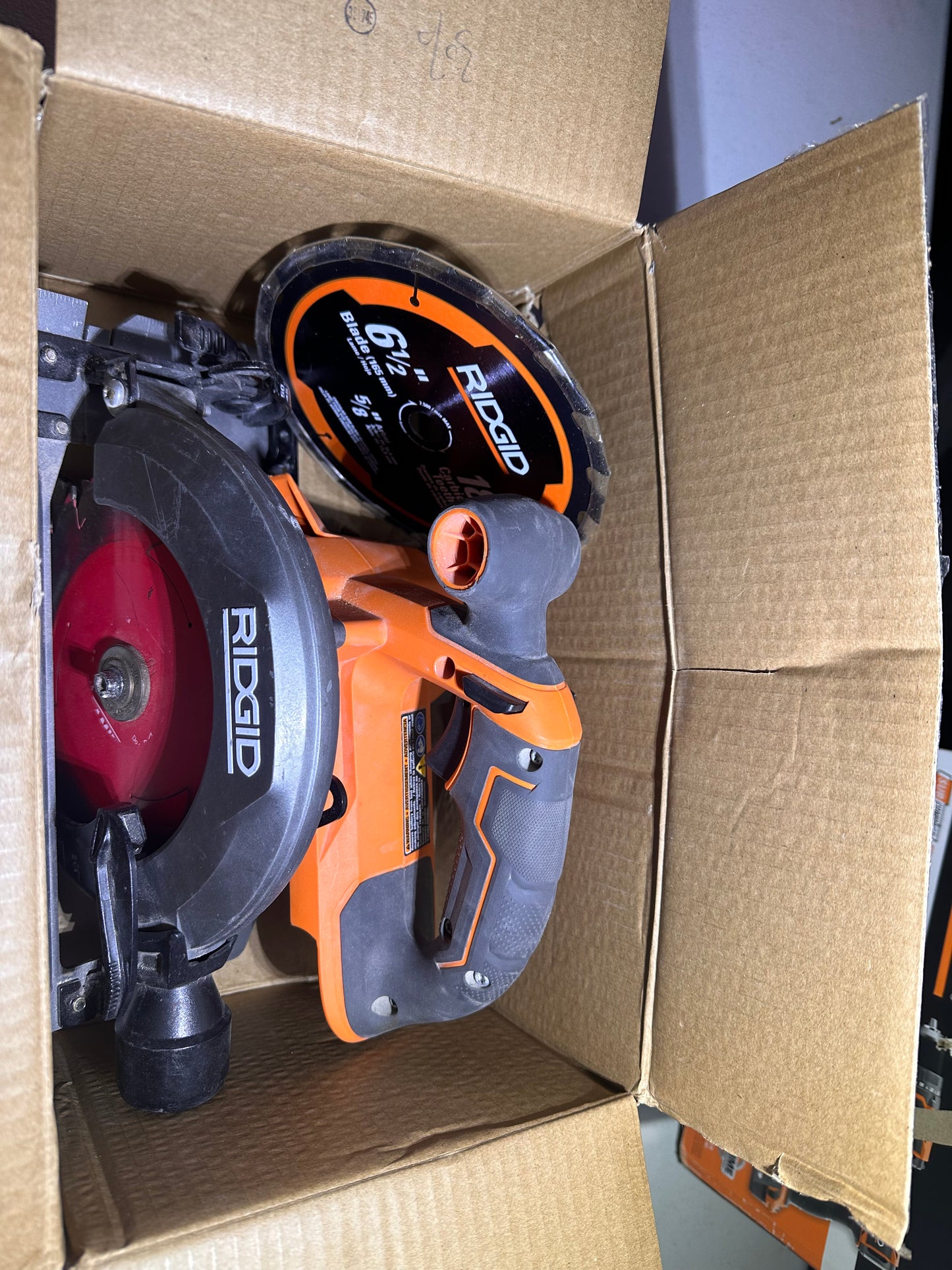 18V SubCompact Brushless Cordless 6-1/2 in. Circular Saw (Tool Only)