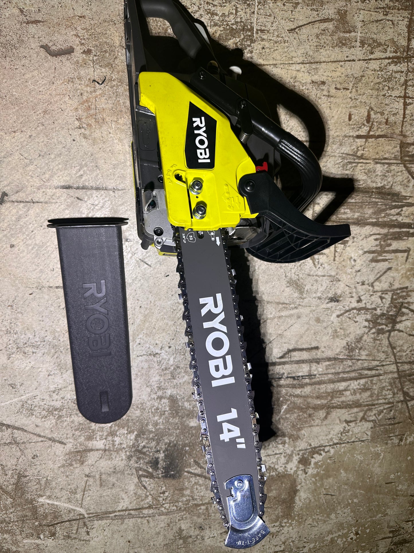 Ryobi RY3714 2-Cycle Gas Chainsaw