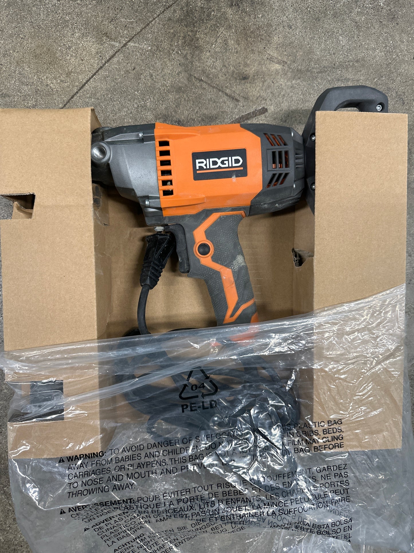 RIDGID 9 Amp Corded 1/2 in. Spade Handle Mud Mixer